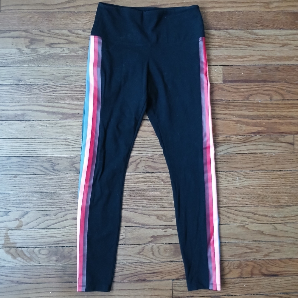 💕 PINK Victorias Secret Stripe Leggings💕 - Picture 7 of 9
